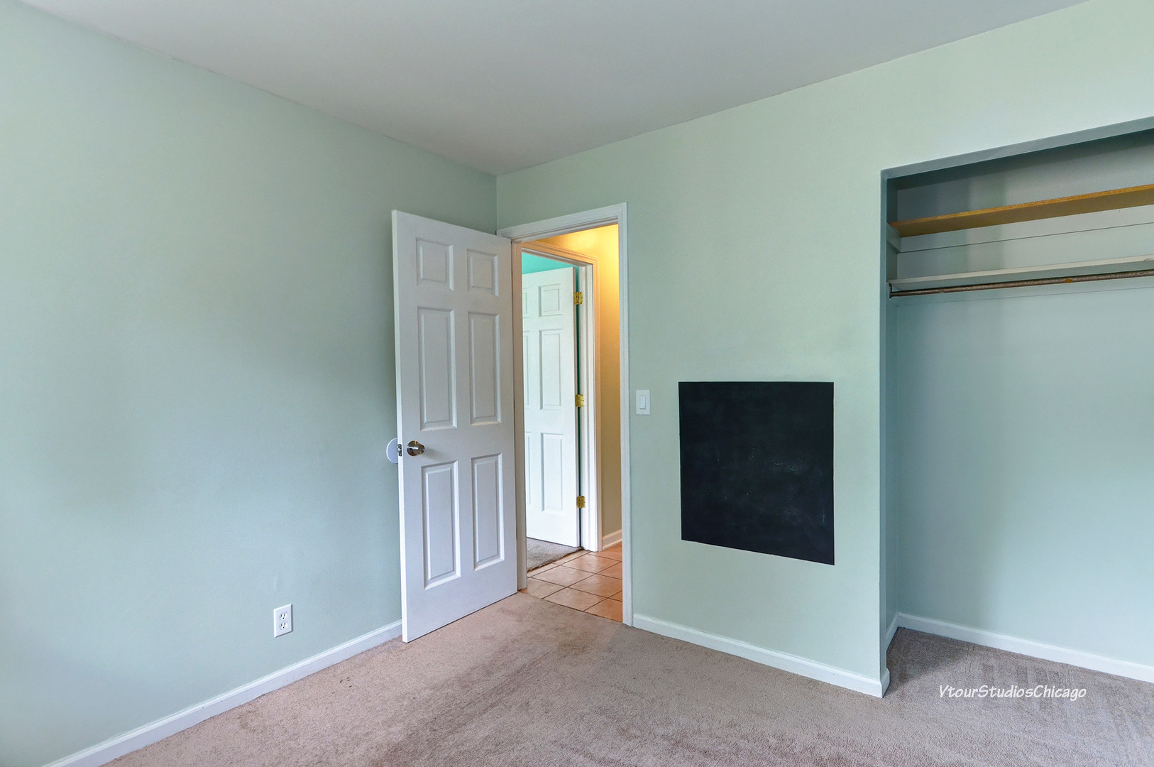 36 Hampton Road Montgomery, IL 60538 - Photo 16 of 25 Gallery Image 16