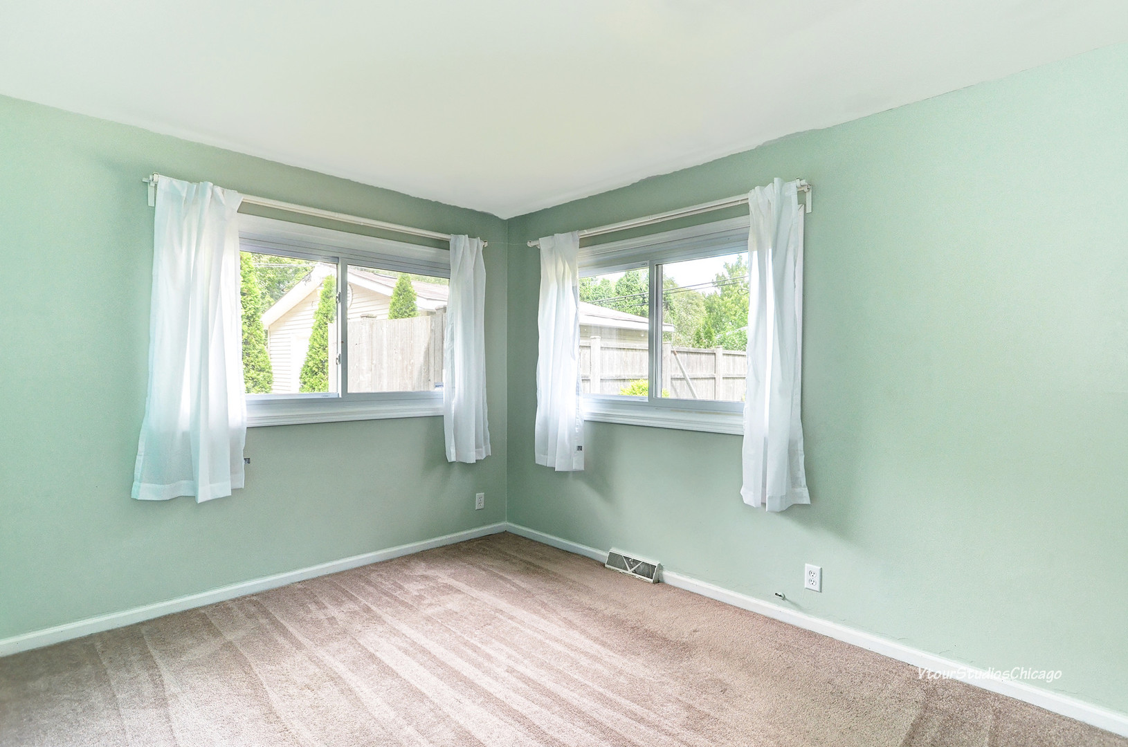 36 Hampton Road Montgomery, IL 60538 - Photo 18 of 25 Gallery Image 18