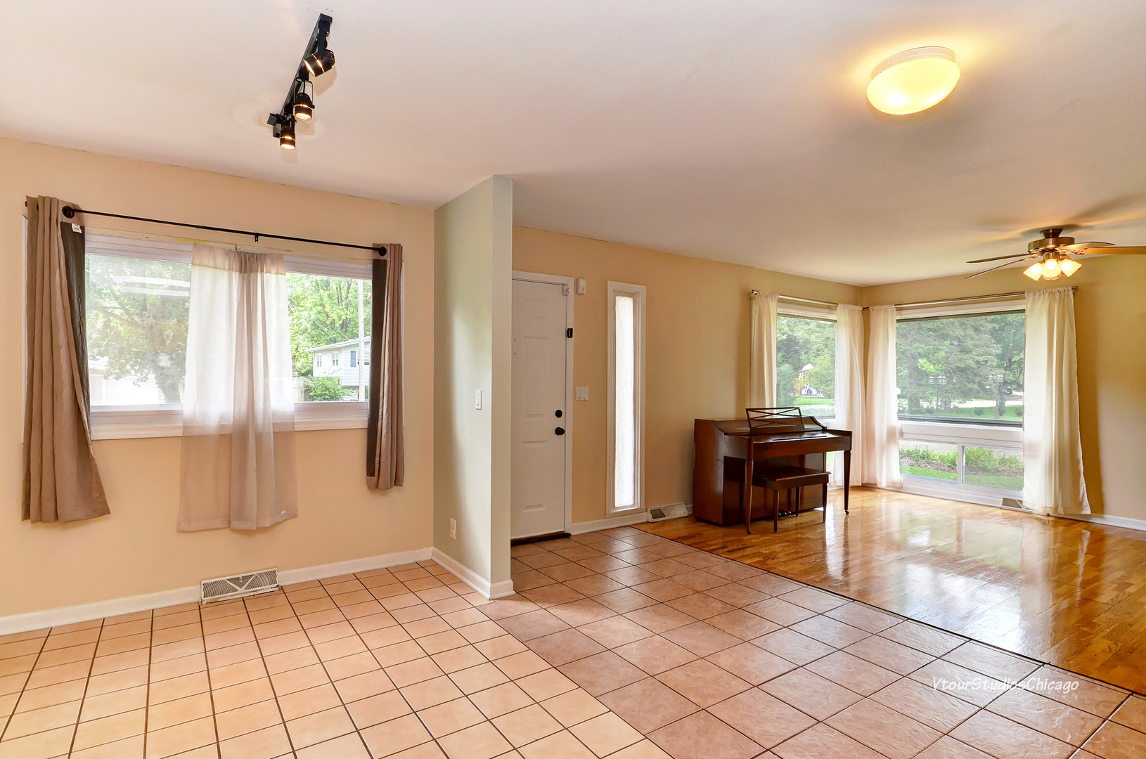 36 Hampton Road Montgomery, IL 60538 - Photo 10 of 25 Gallery Image 10