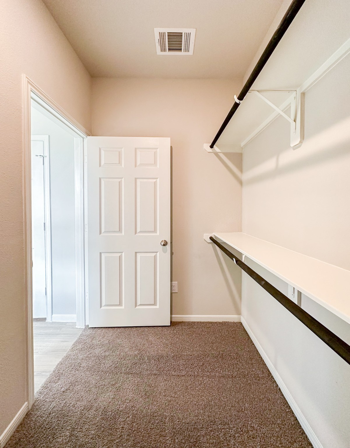 27079 Badger Way Magnolia, TX 77354 - Photo 20 of 40 a view of entryway