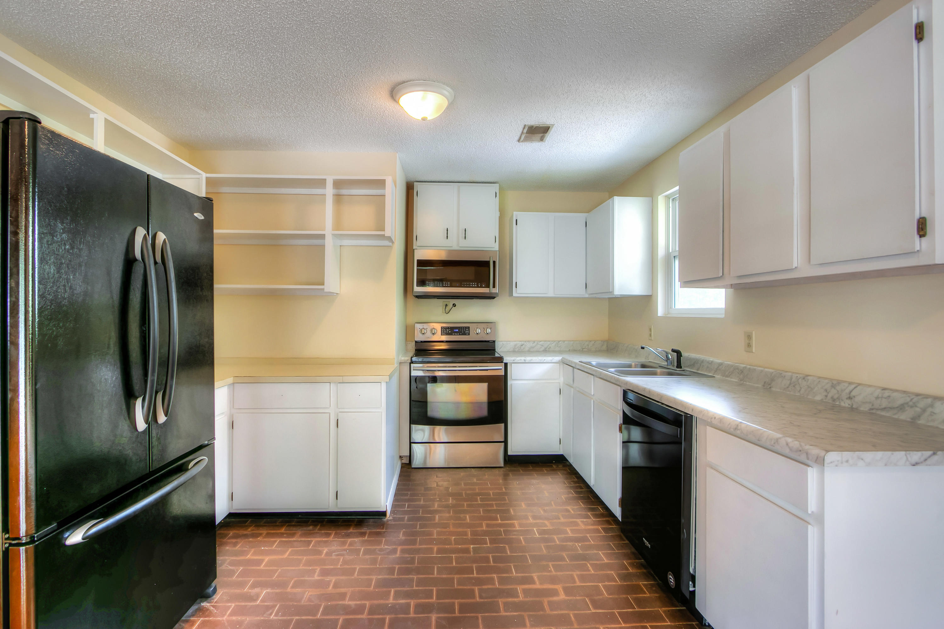 1303 Hudson Road Summerton, SC 29148 - Photo 12 of 23 49