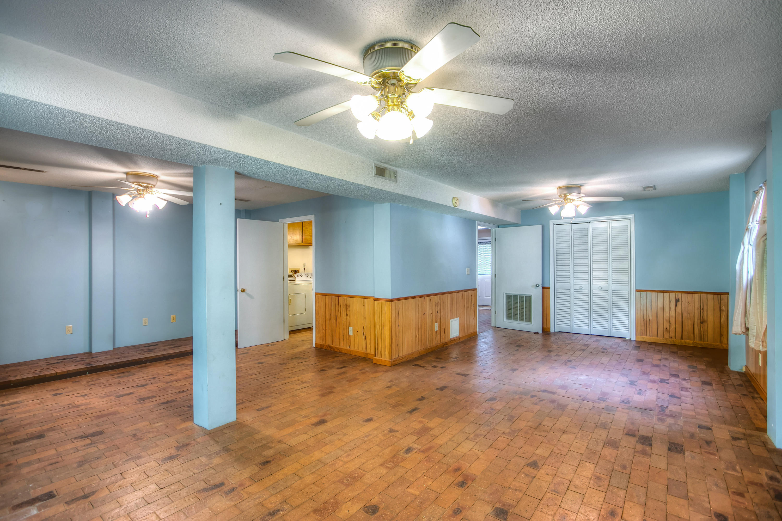 1303 Hudson Road Summerton, SC 29148 - Photo 6 of 23 41