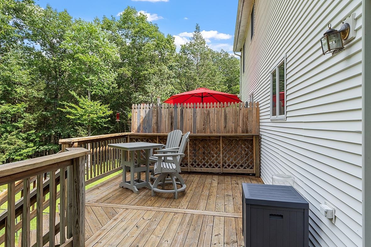 948 Center Road, Unit B Lyndeborough, NH 03082 - Photo 18 of 27