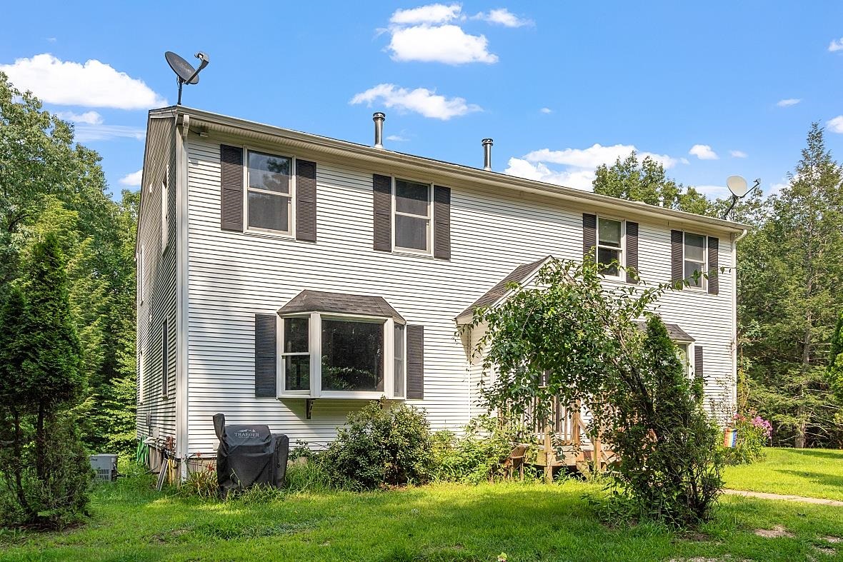 948 Center Road, Unit B Lyndeborough, NH 03082 - Photo 2 of 27