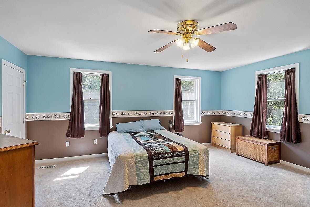 948 Center Road, Unit B Lyndeborough, NH 03082 - Photo 5 of 27