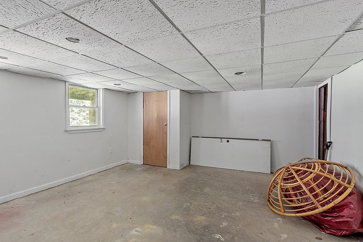 948 Center Road, Unit B Lyndeborough, NH 03082 - Photo 10 of 27