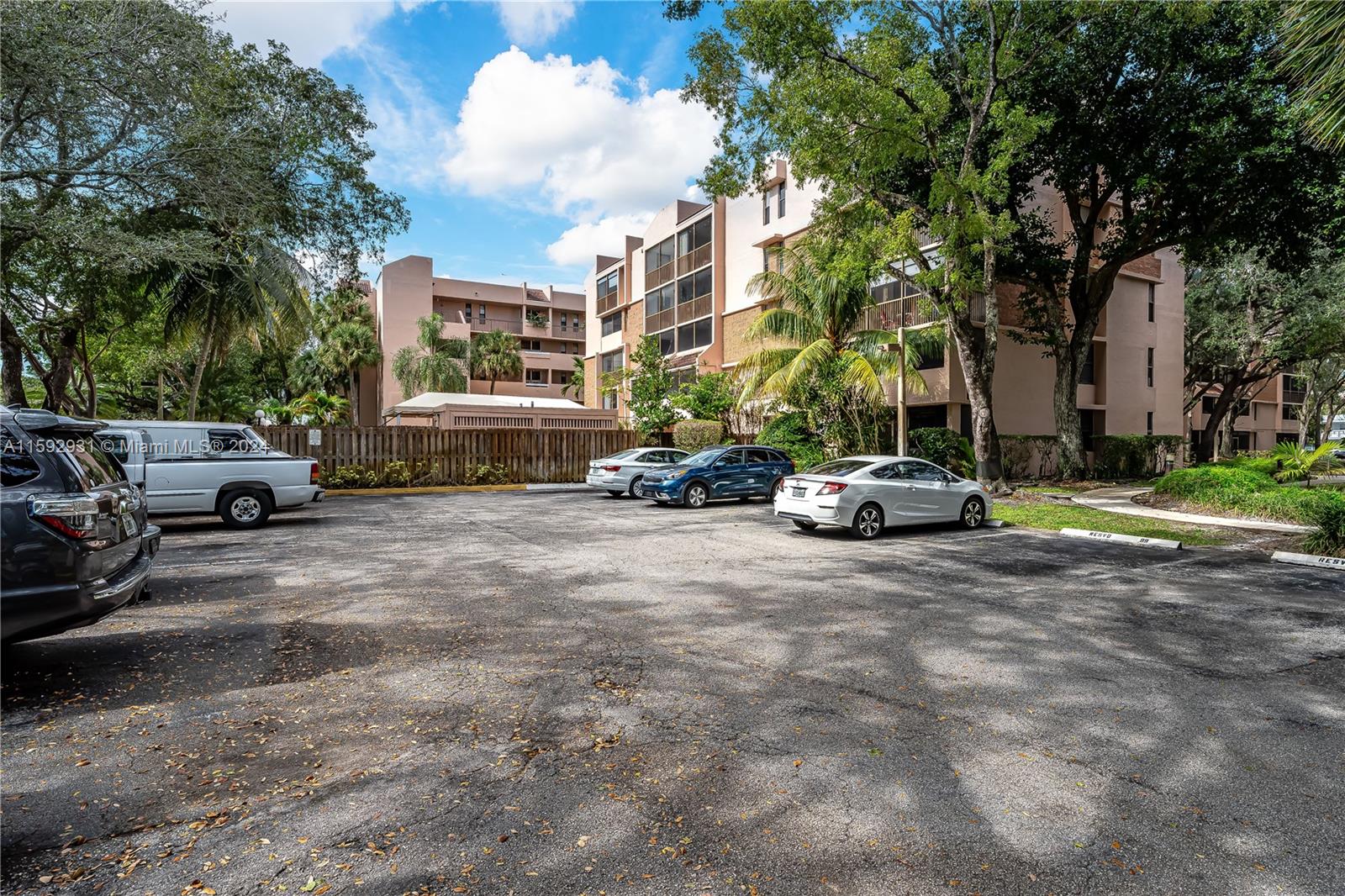 6800 Cypress Road, Unit 412 Plantation, FL 33317 - Photo 22 of 25 Gallery Image 22
