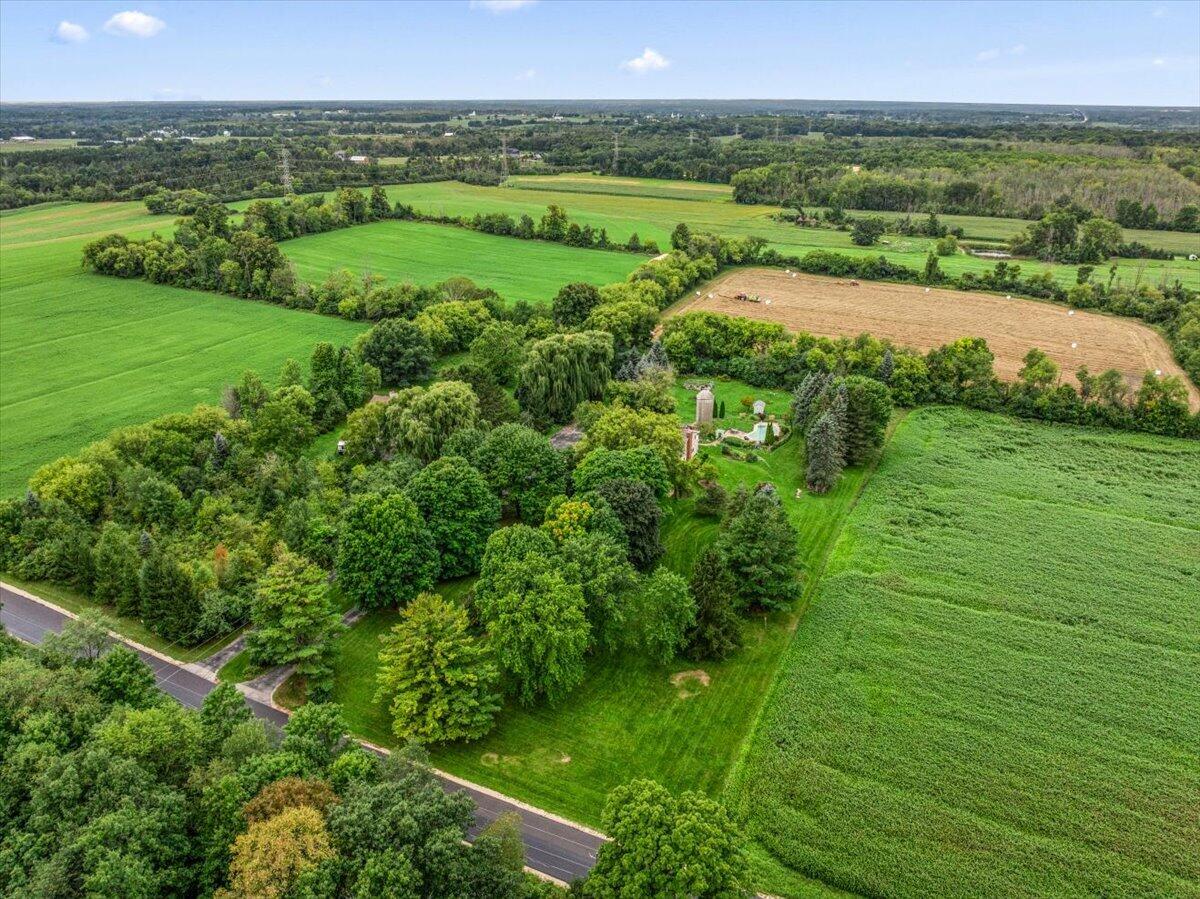 2473 Horns Corners Road Cedarburg, WI 53012 - Photo 62 of 69 61-Horns Corners-59