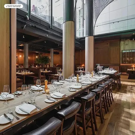 $1,150,000 | 70 West 45th Street, Unit 33C | Midtown Central