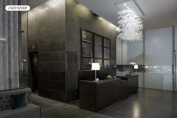 $1,150,000 | 70 West 45th Street, Unit 33C | Midtown Central