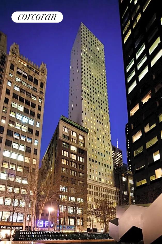 70 West 45th Street, Unit 33C Manhattan, NY 10036 - Photo 18 of 20