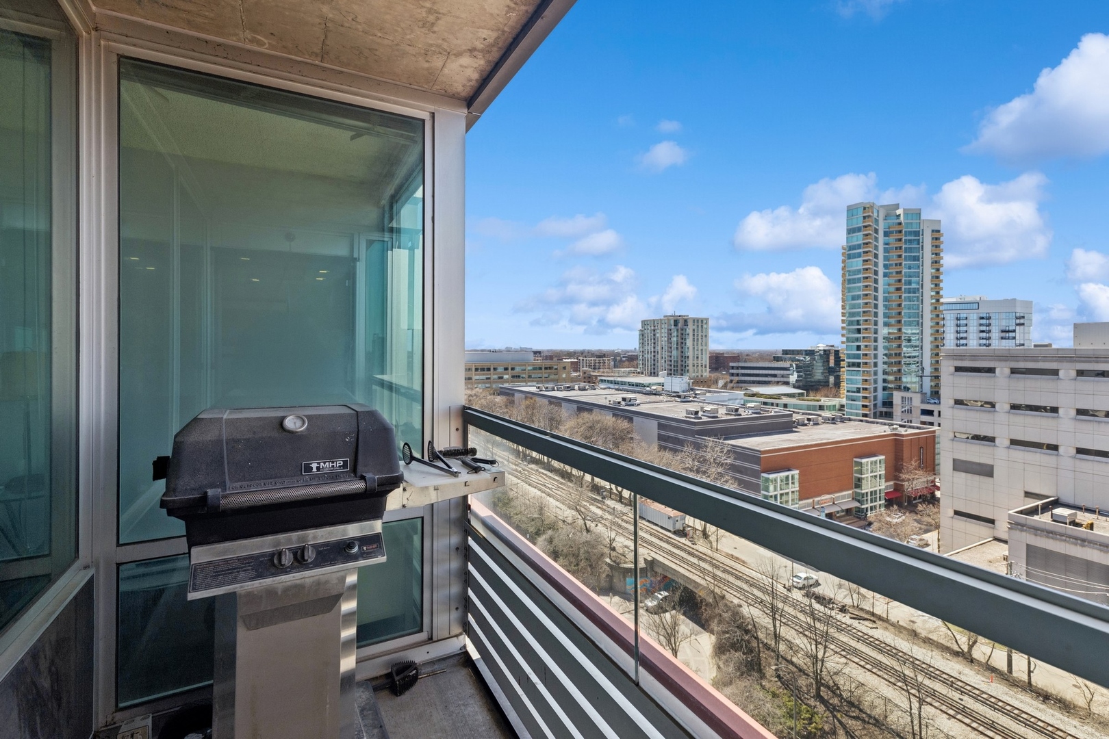 800 Elgin Road, Unit 1314 Evanston, IL 60201 - Photo 18 of 25