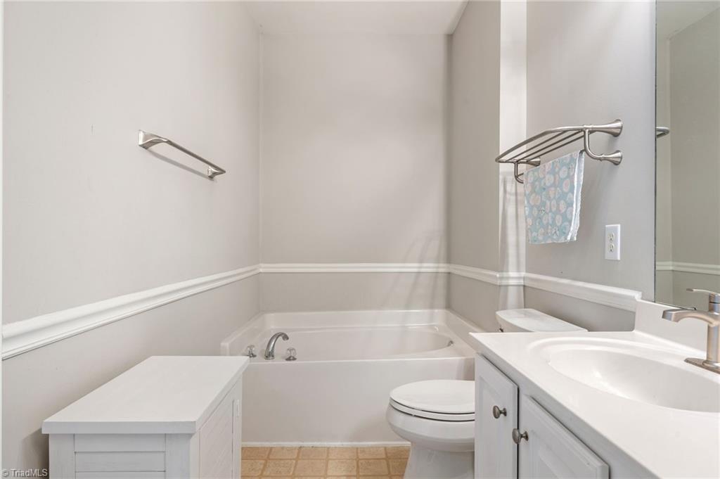 319 College Road, Unit 301 Greensboro, NC 27410 - Photo 34 of 45