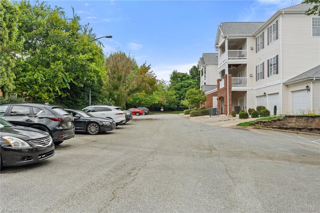319 College Road, Unit 301 Greensboro, NC 27410 - Photo 7 of 45