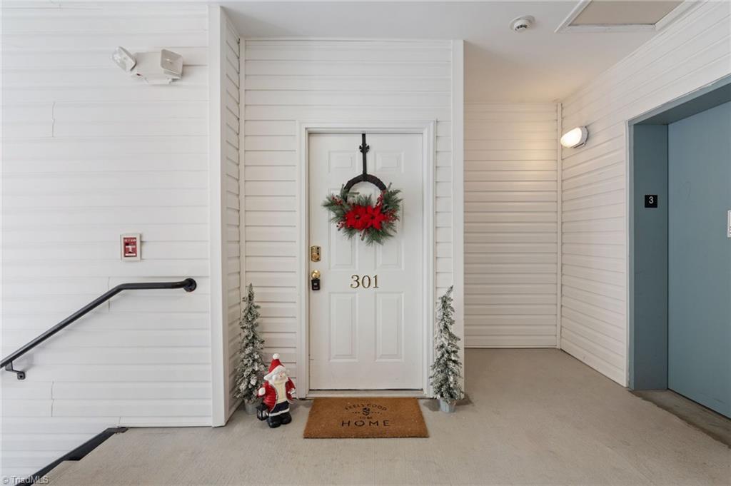 319 College Road, Unit 301 Greensboro, NC 27410 - Photo 9 of 45