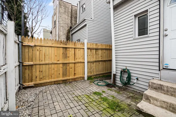 $1,900 | 2517 East Gordon Street, Philadelphia, PA 19125