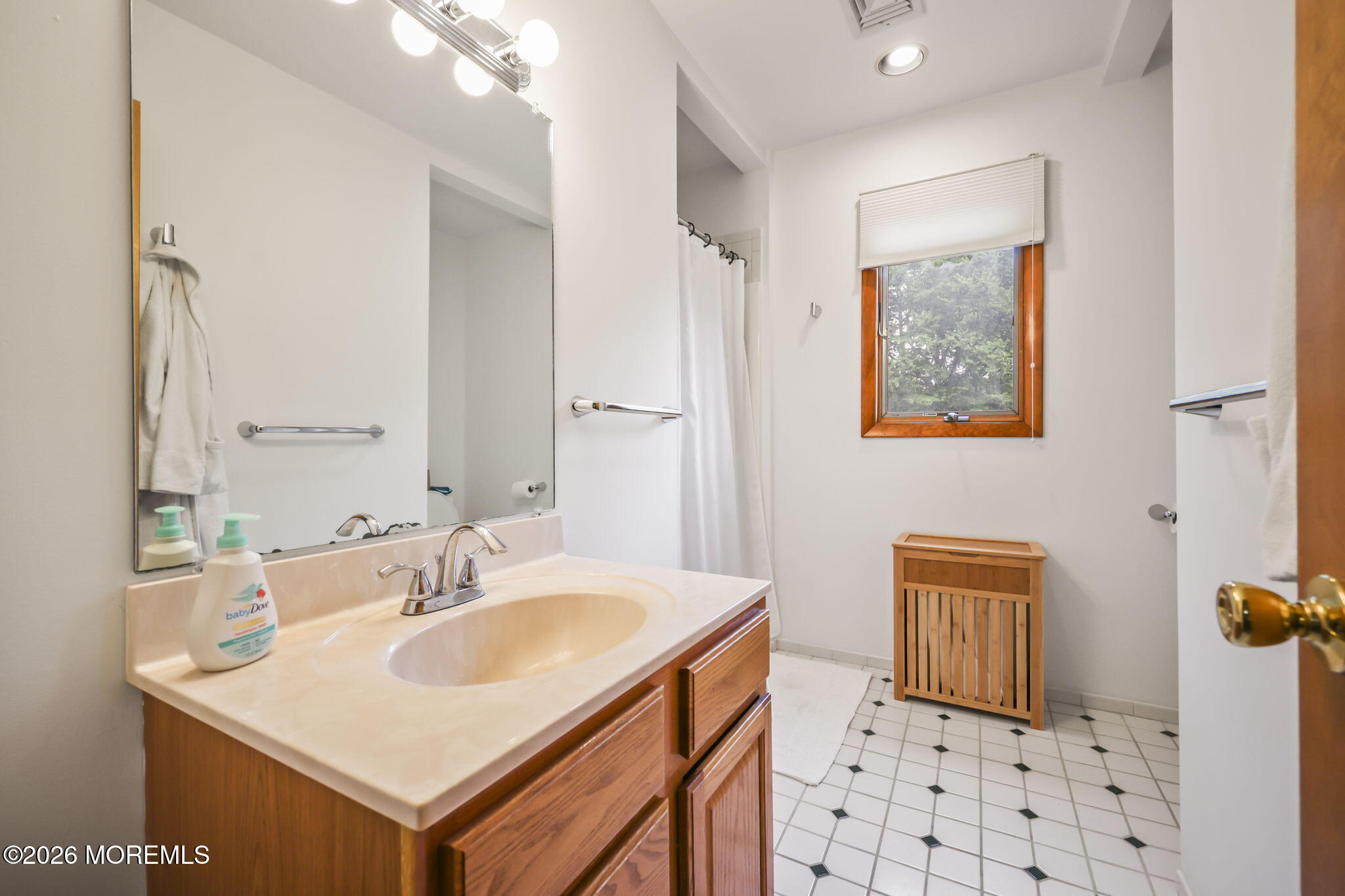 264 Windeler Road Howell, NJ 07731 - Photo 31 of 45 30-web-or-mls-LPM_8908