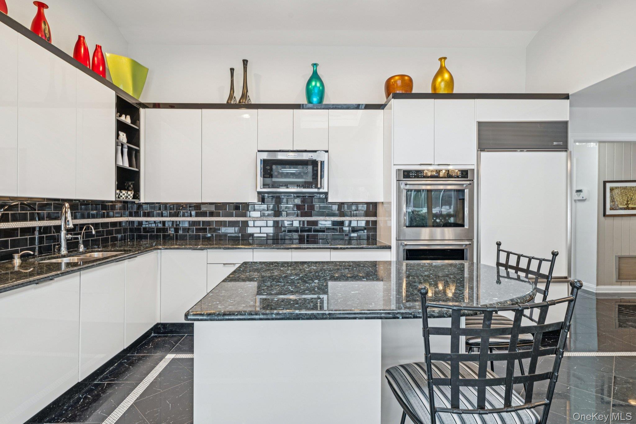 37 Bridle Path St. James, NY 11780 - Photo 16 of 38