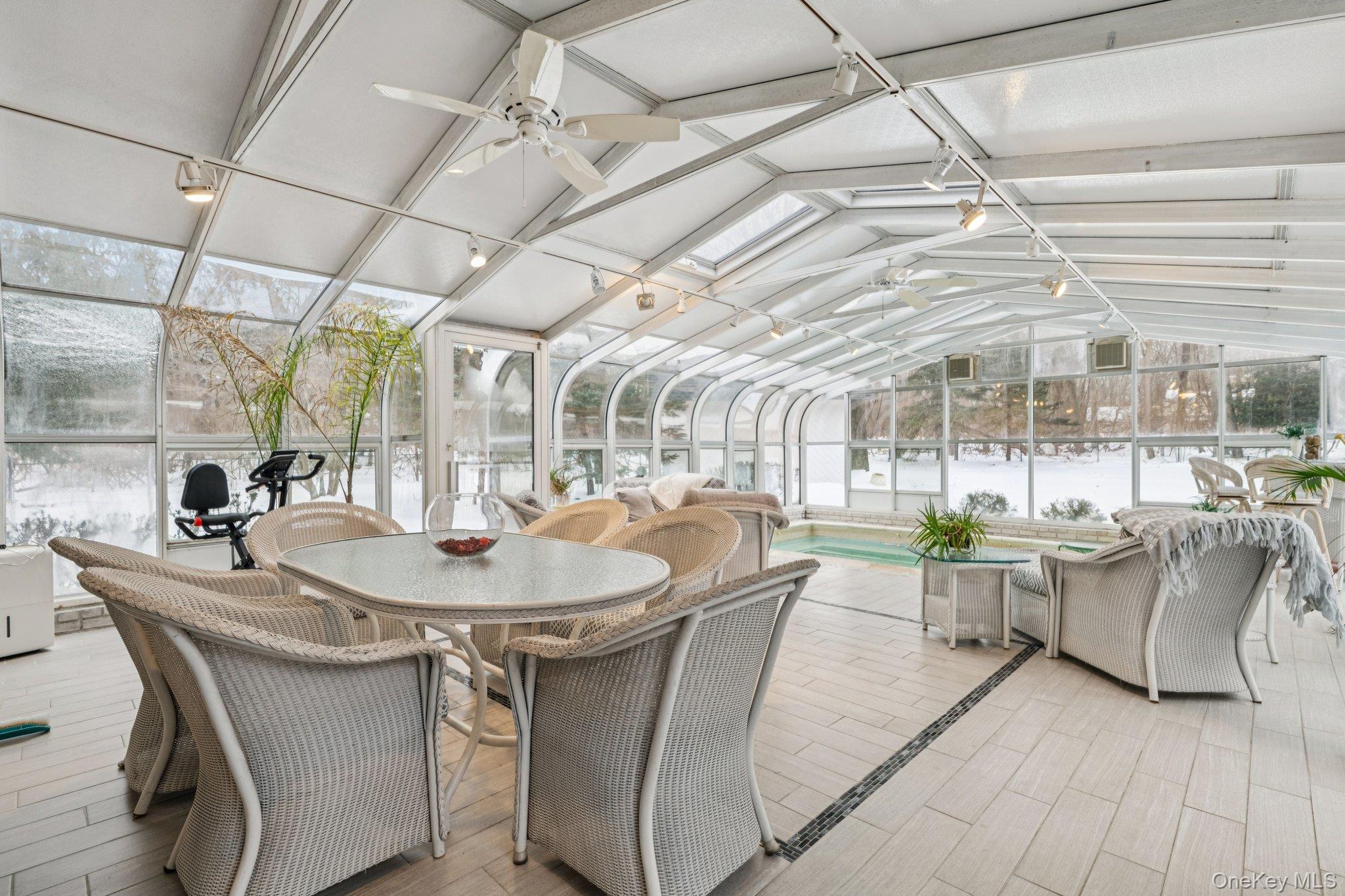 37 Bridle Path St. James, NY 11780 - Photo 21 of 38