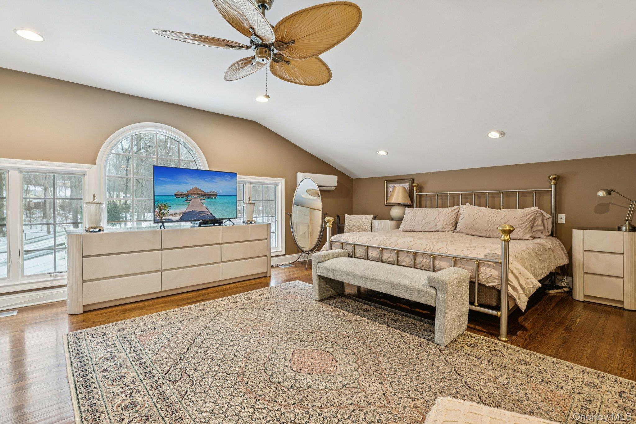 37 Bridle Path St. James, NY 11780 - Photo 24 of 38