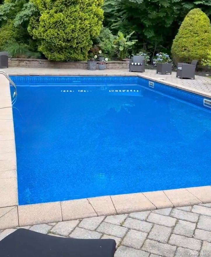 37 Bridle Path St. James, NY 11780 - Photo 35 of 38