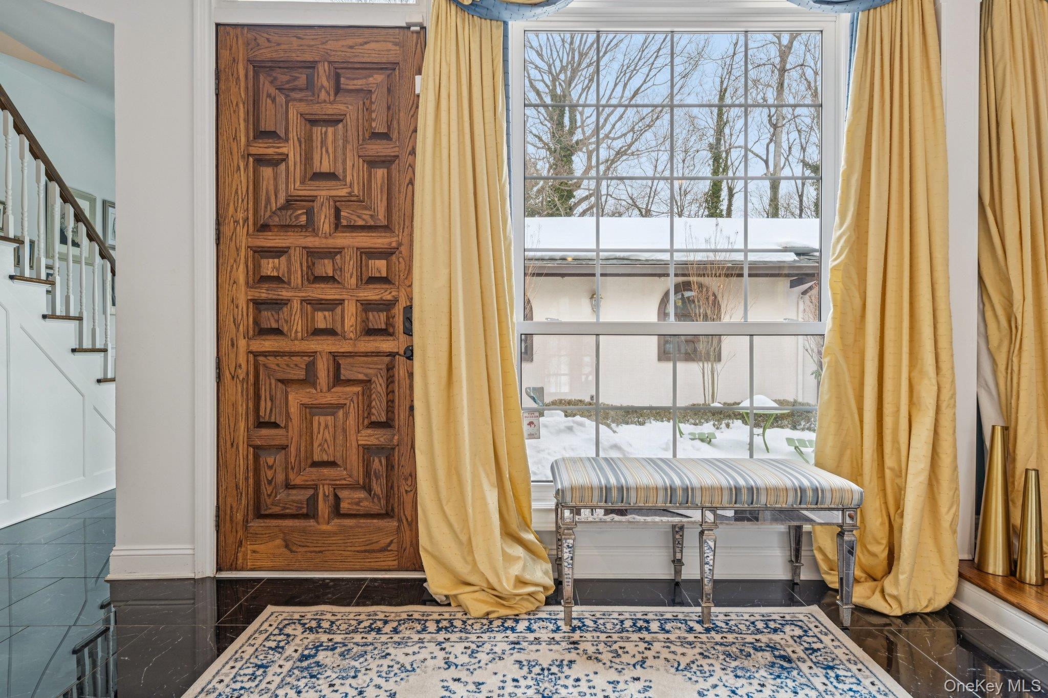 37 Bridle Path St. James, NY 11780 - Photo 4 of 38