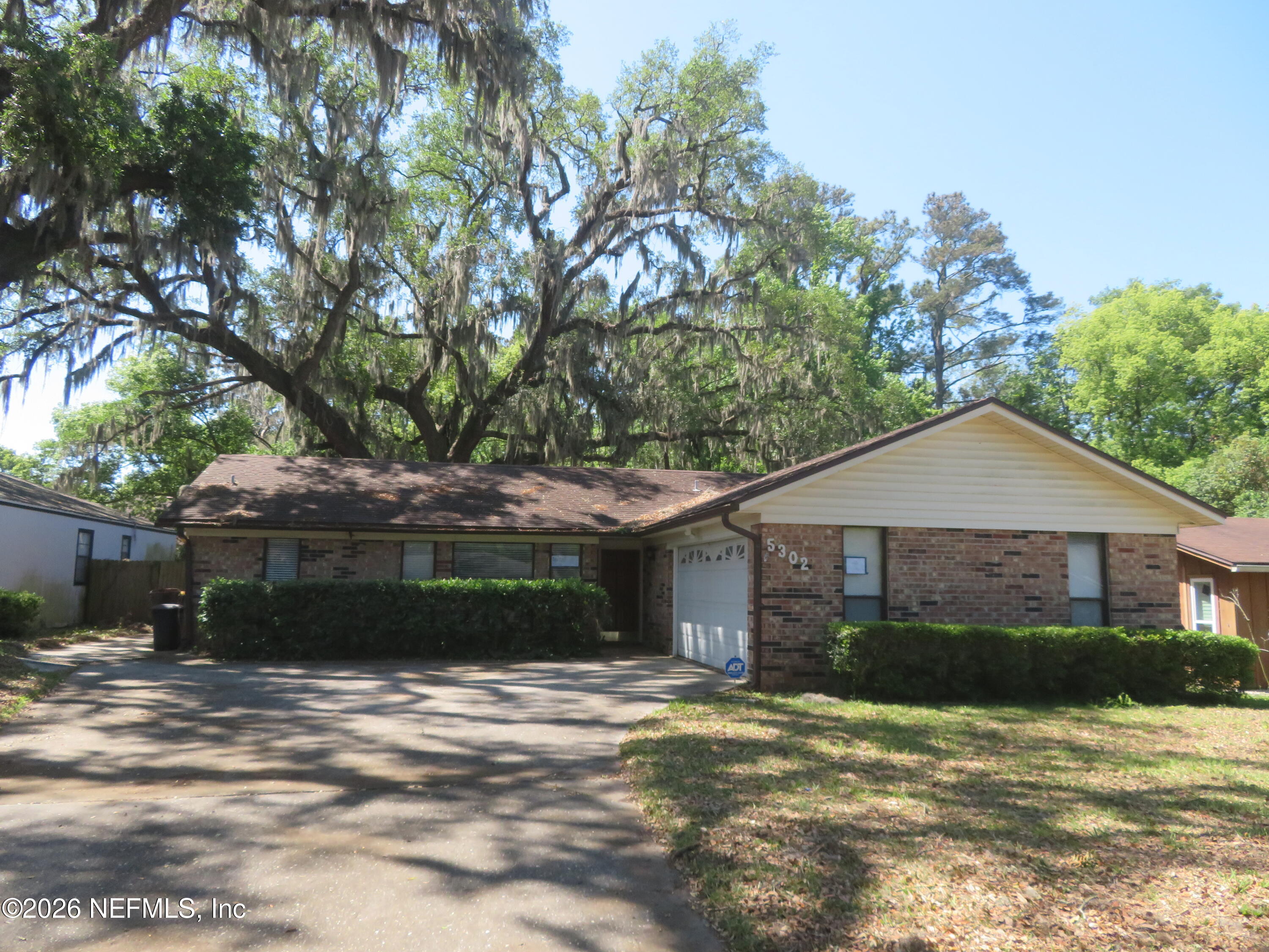 5302 Hickson Road Jacksonville, FL 32207 - Photo 1 of 41 IMG_5227