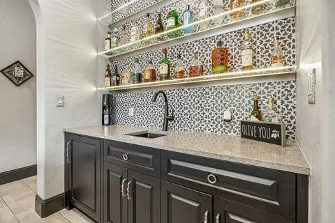 $1,795,000 | 6109 Crystal Cove Court, McKinney, TX 75071