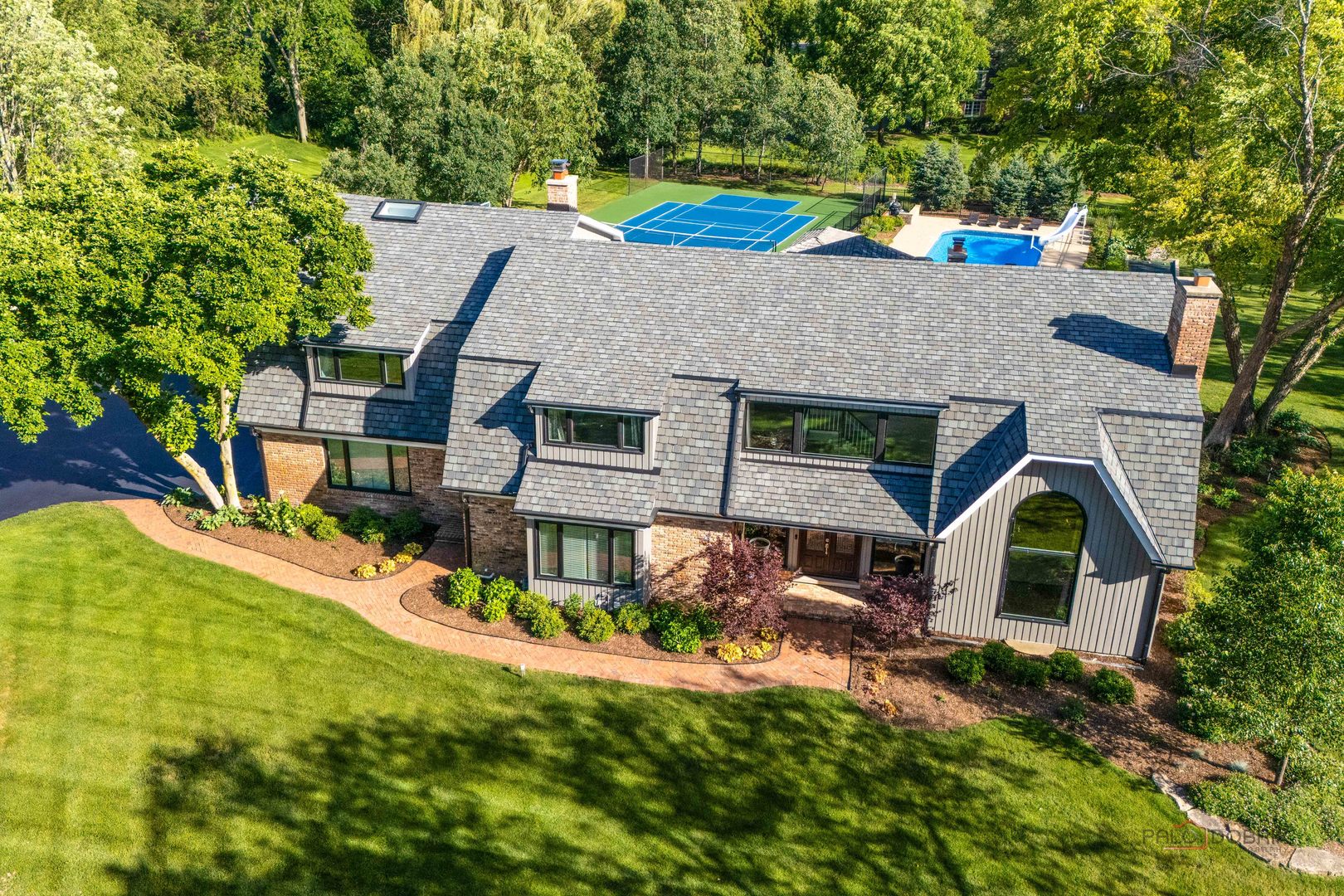1685 West Clover Drive Inverness, IL 60067 - Photo 1 of 56