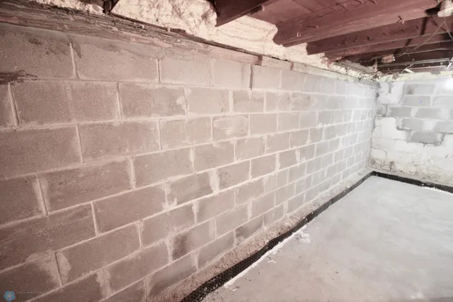 $107,000 | 1020 5th Avenue North, Wahpeton, ND 58075