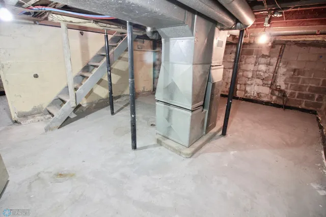 $107,000 | 1020 5th Avenue North, Wahpeton, ND 58075