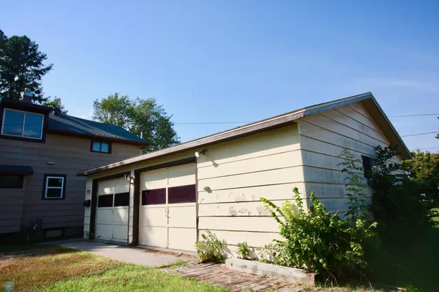 $107,000 | 1020 5th Avenue North, Wahpeton, ND 58075