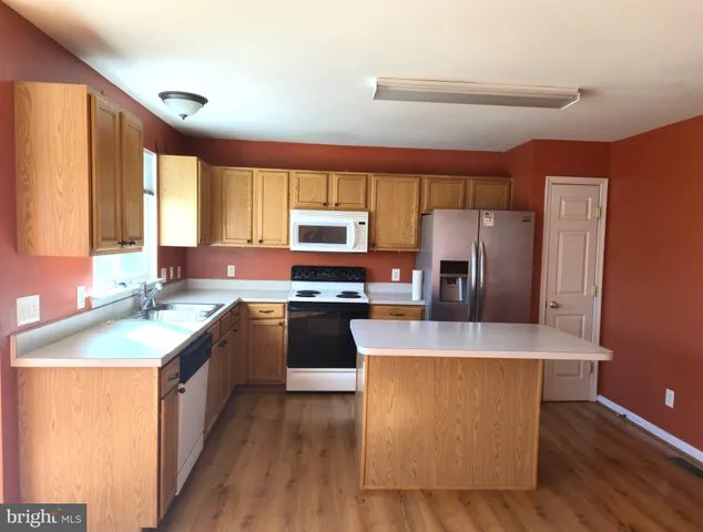 $2,200 | 157 Darling Street, Newark, DE 19702