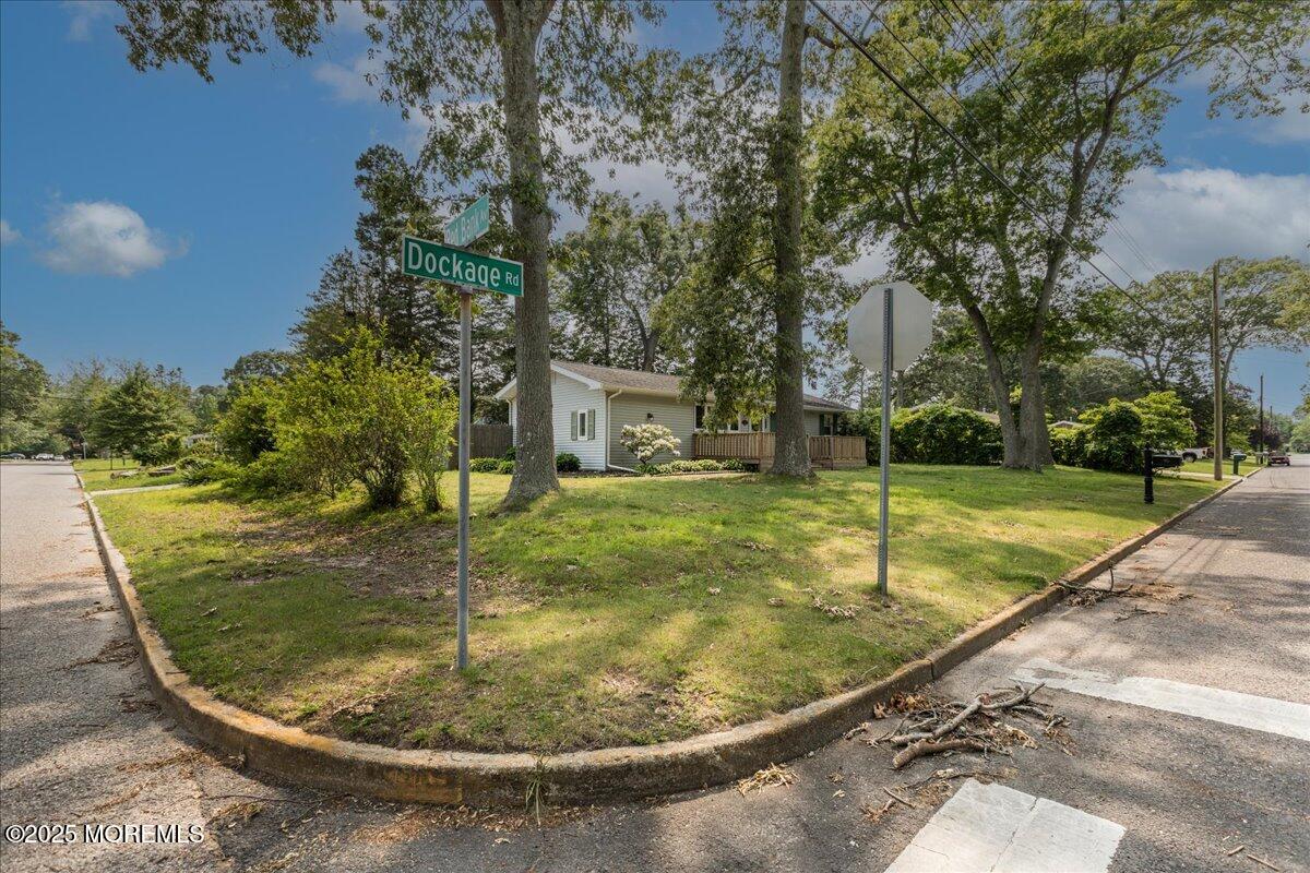 40 Dockage Road Bayville, NJ 08721 - Photo 3 of 64 04-40DockageRd_0004