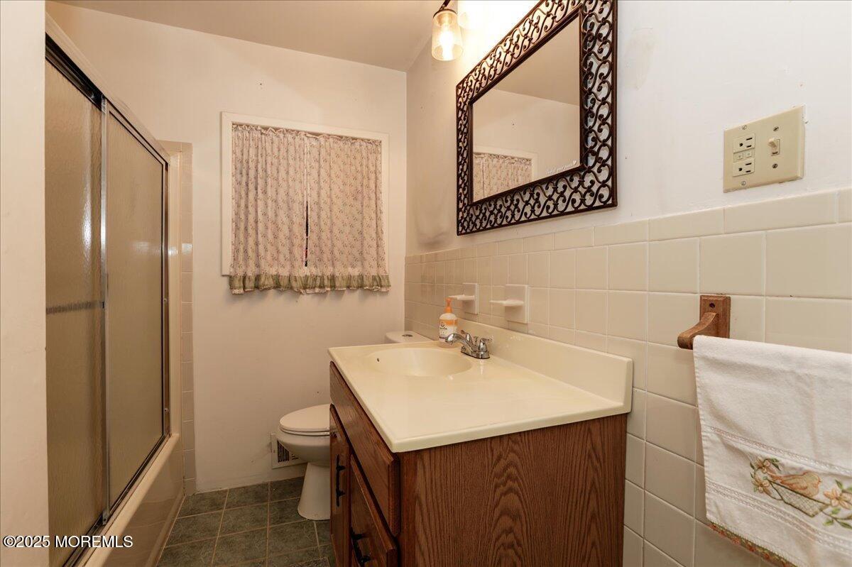 40 Dockage Road Bayville, NJ 08721 - Photo 46 of 64 59-40DockageRd_0059