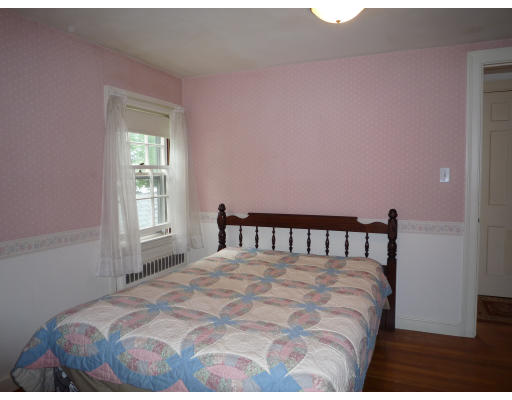 8 Squanto Road Winchester, MA 01890 - Photo 6 of 7 Gallery Image 6