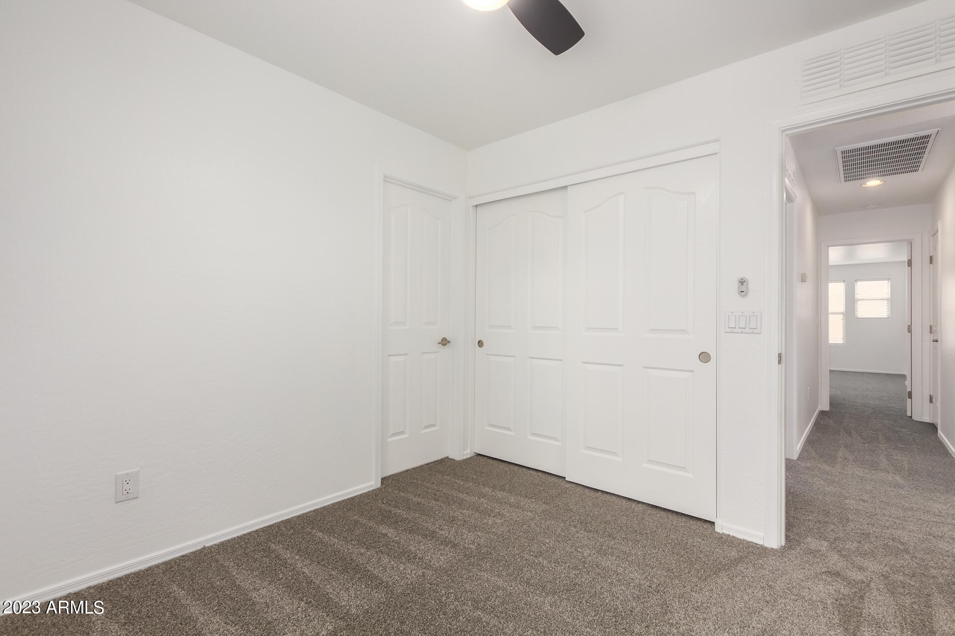 1391 South Joshua Tree Lane Gilbert, AZ 85296 - Photo 13 of 24 0017-17 - Joshua Tree