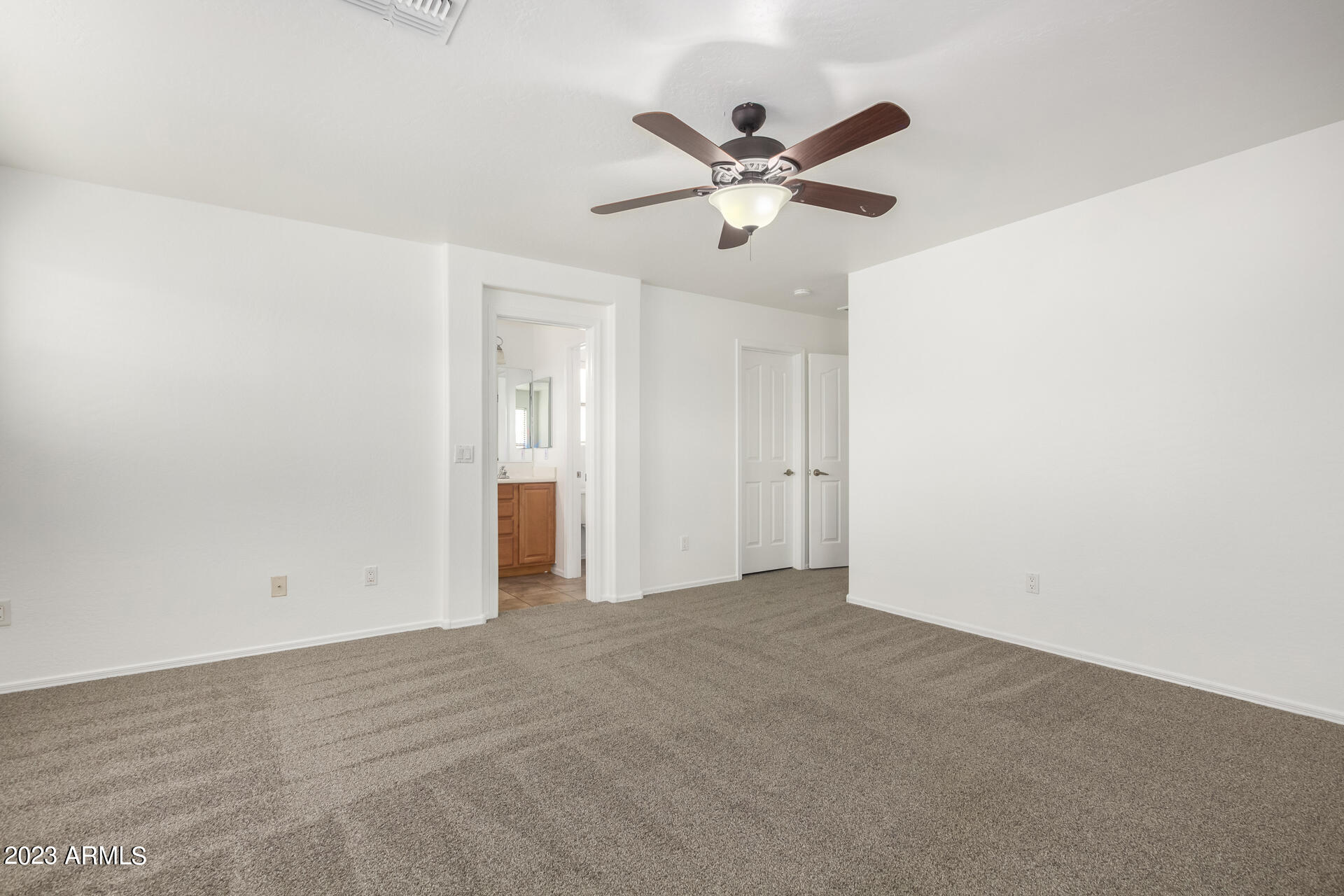 1391 South Joshua Tree Lane Gilbert, AZ 85296 - Photo 16 of 24 0013-13 - Joshua Tree