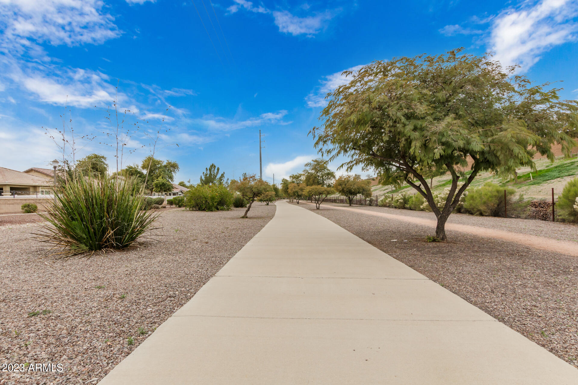 1391 South Joshua Tree Lane Gilbert, AZ 85296 - Photo 23 of 24 Path leads to Cosmo Dog Park