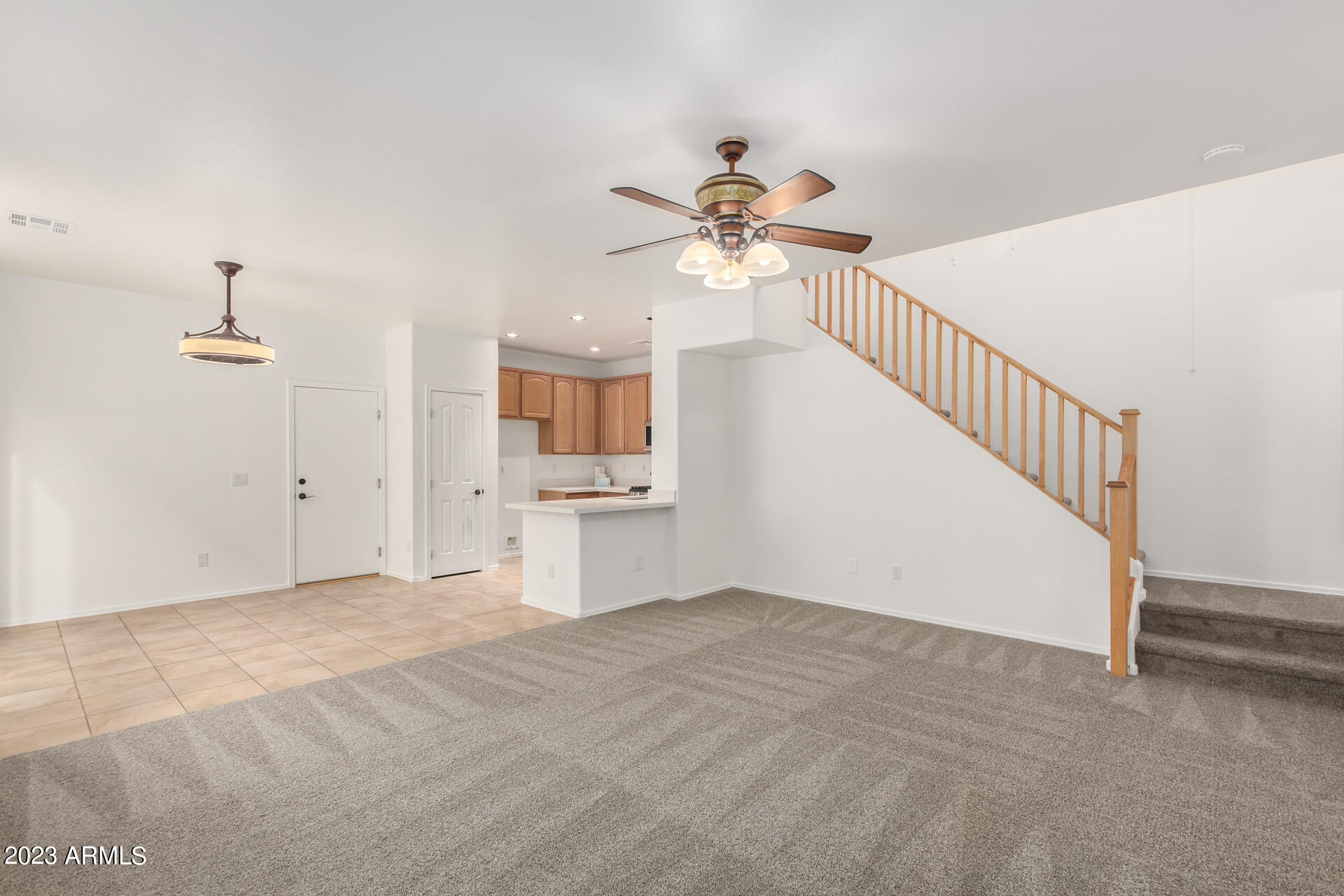 1391 South Joshua Tree Lane Gilbert, AZ 85296 - Photo 4 of 24 0006-06 - Joshua Tree