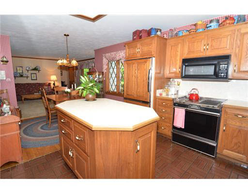 16570 Brick Road Granger, IN 46530 - Photo 3 of 12 Gallery Image 3