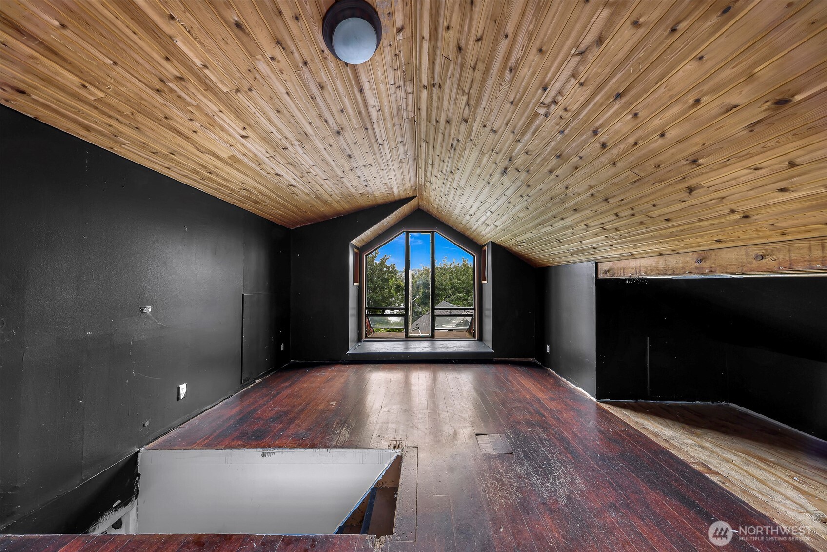 801 Newton Street Seattle, WA 98109 - Photo 16 of 25