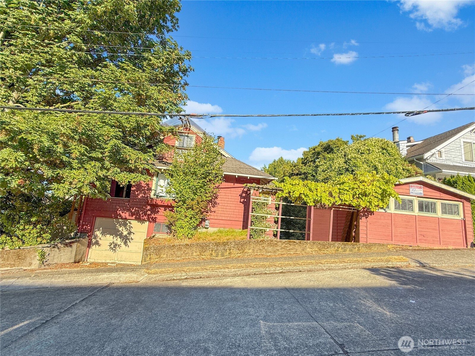 801 Newton Street Seattle, WA 98109 - Photo 5 of 25