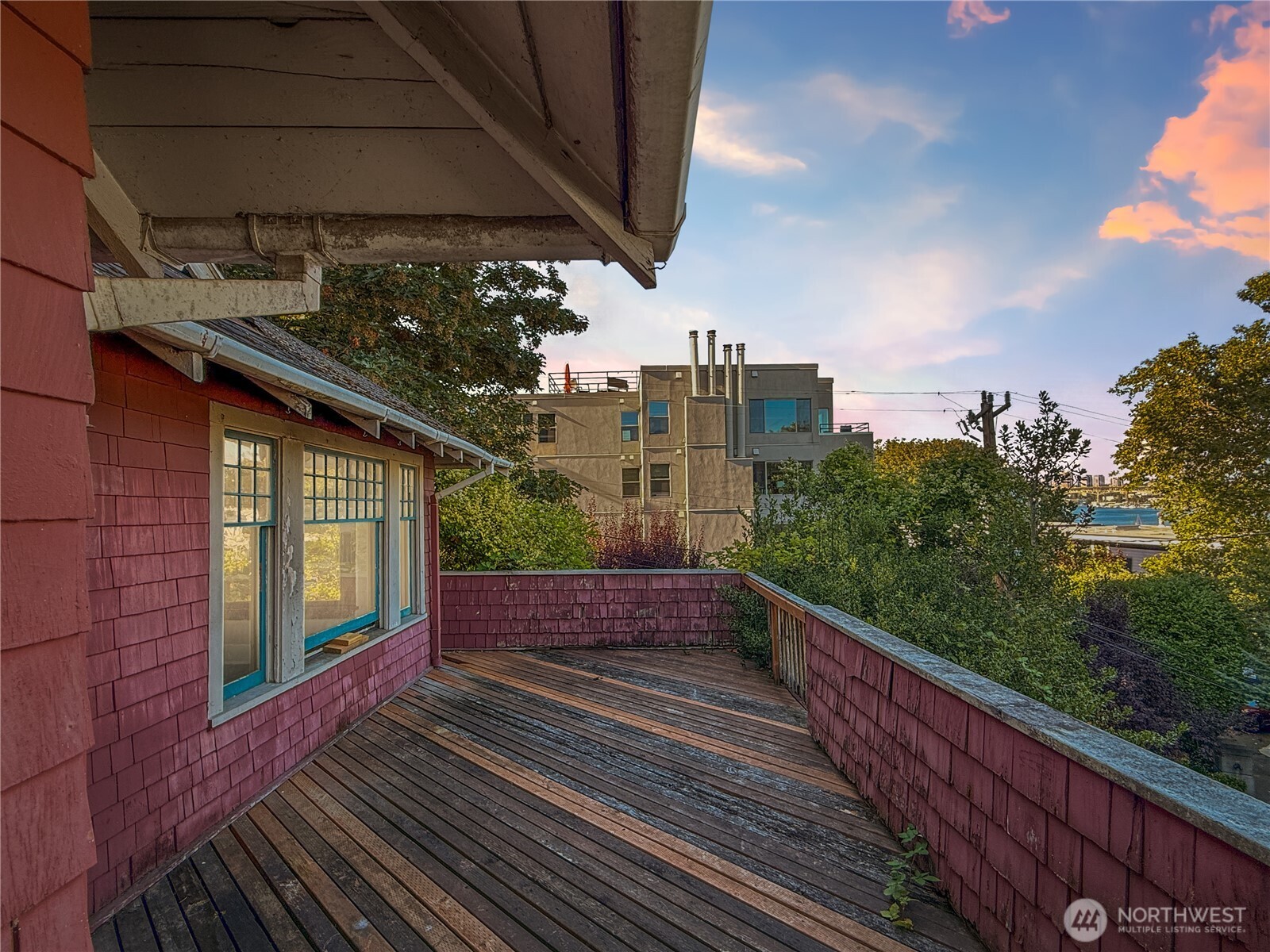 801 Newton Street Seattle, WA 98109 - Photo 7 of 25