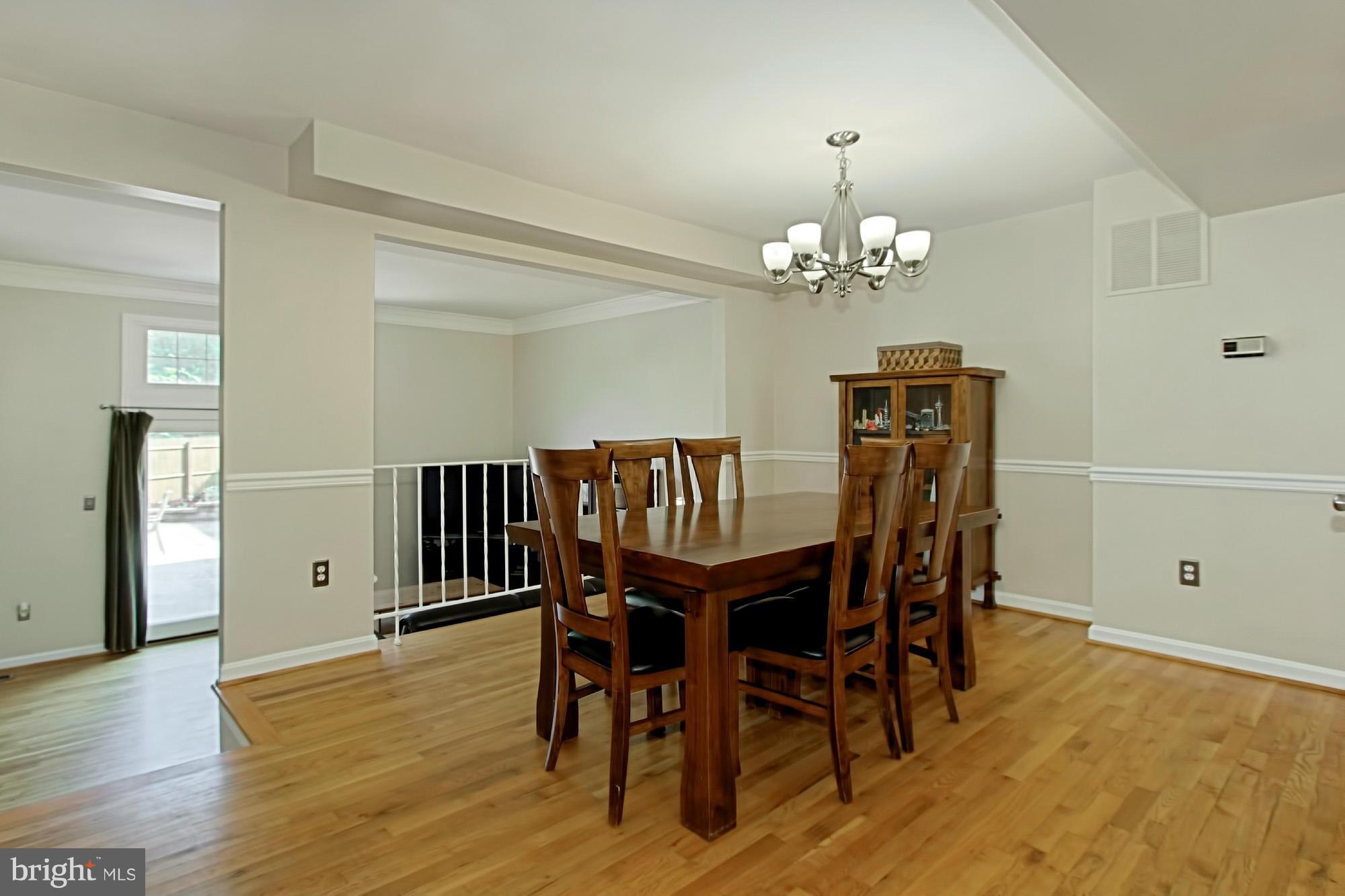 7012 Leestone Street Springfield, VA 22151 - Photo 9 of 30 Dining Room