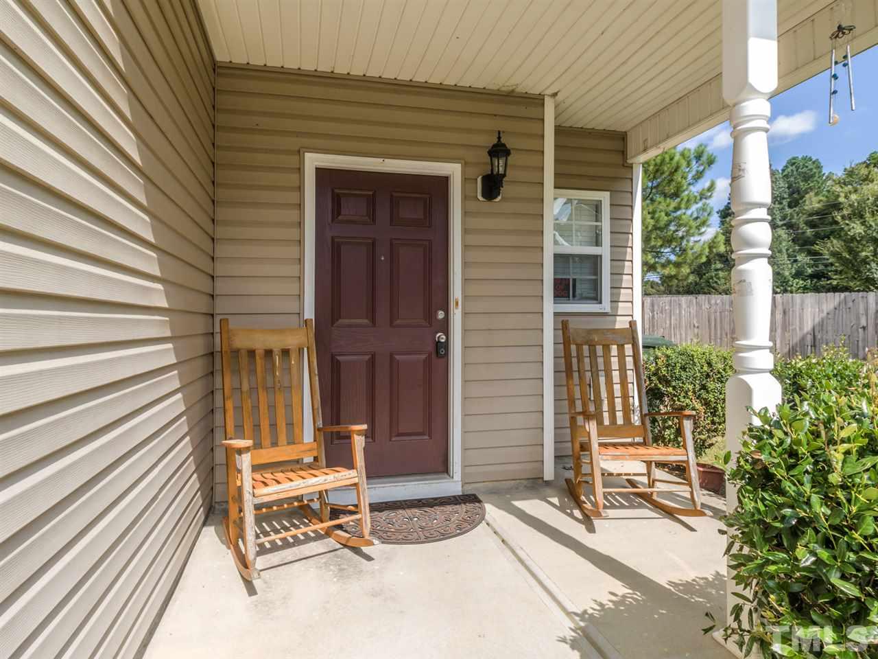 2804 Smooth Stone Trail Raleigh, NC 27610 - Photo 2 of 23