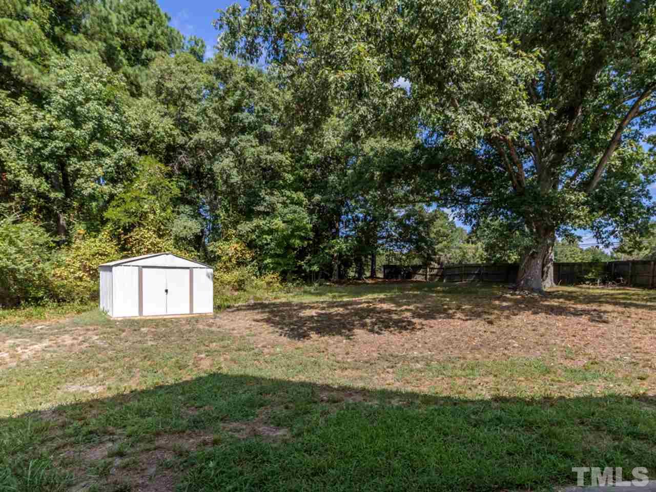2804 Smooth Stone Trail Raleigh, NC 27610 - Photo 21 of 23