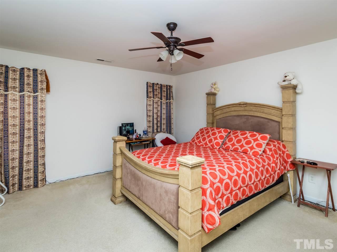 2804 Smooth Stone Trail Raleigh, NC 27610 - Photo 10 of 23