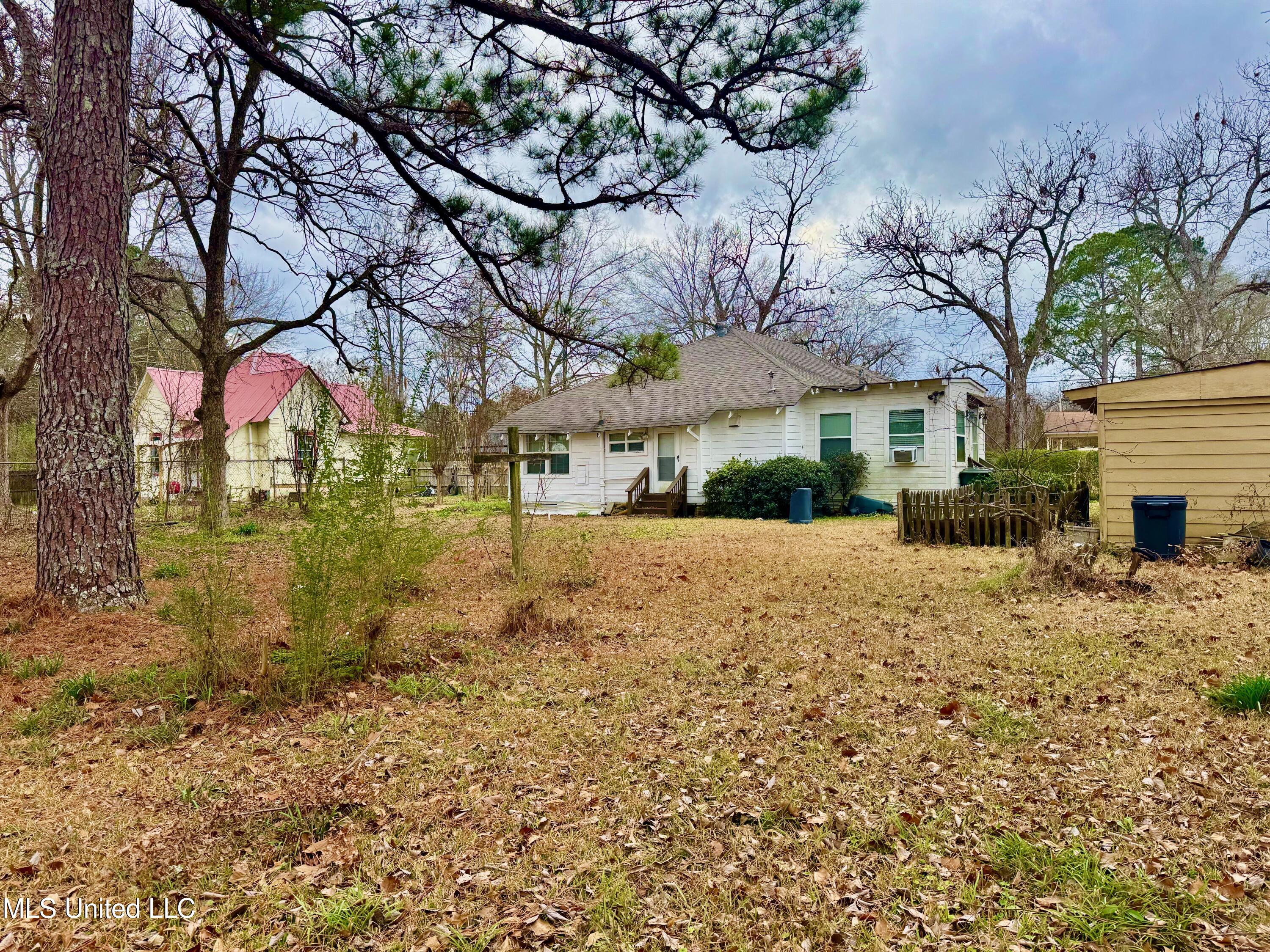 365 Walnut Street Canton, MS 39046 - Photo 7 of 7 365 Walnut Street- Back of House