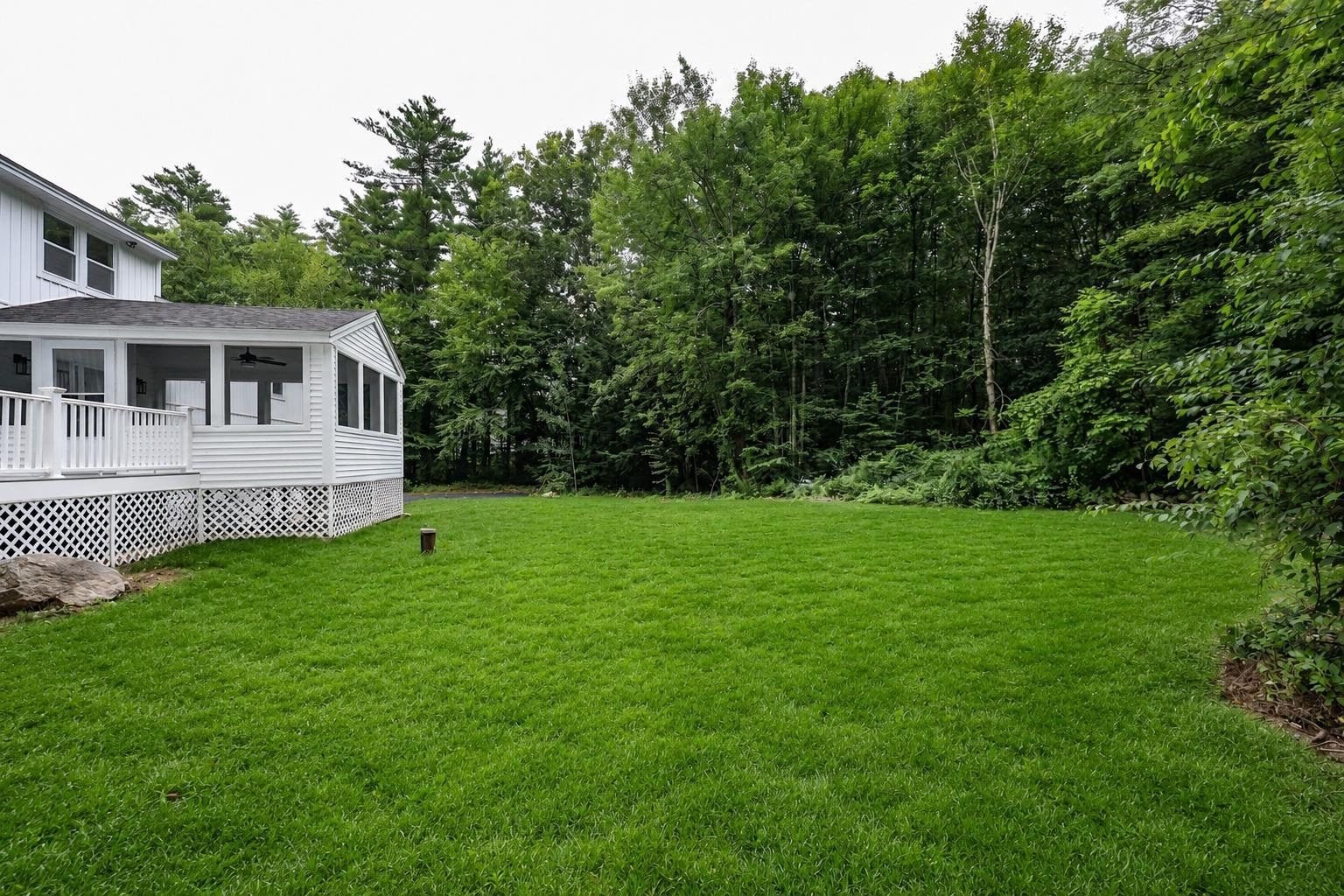 157 Hooksett Road Auburn, NH 03032 - Photo 46 of 48 Gallery Image 46